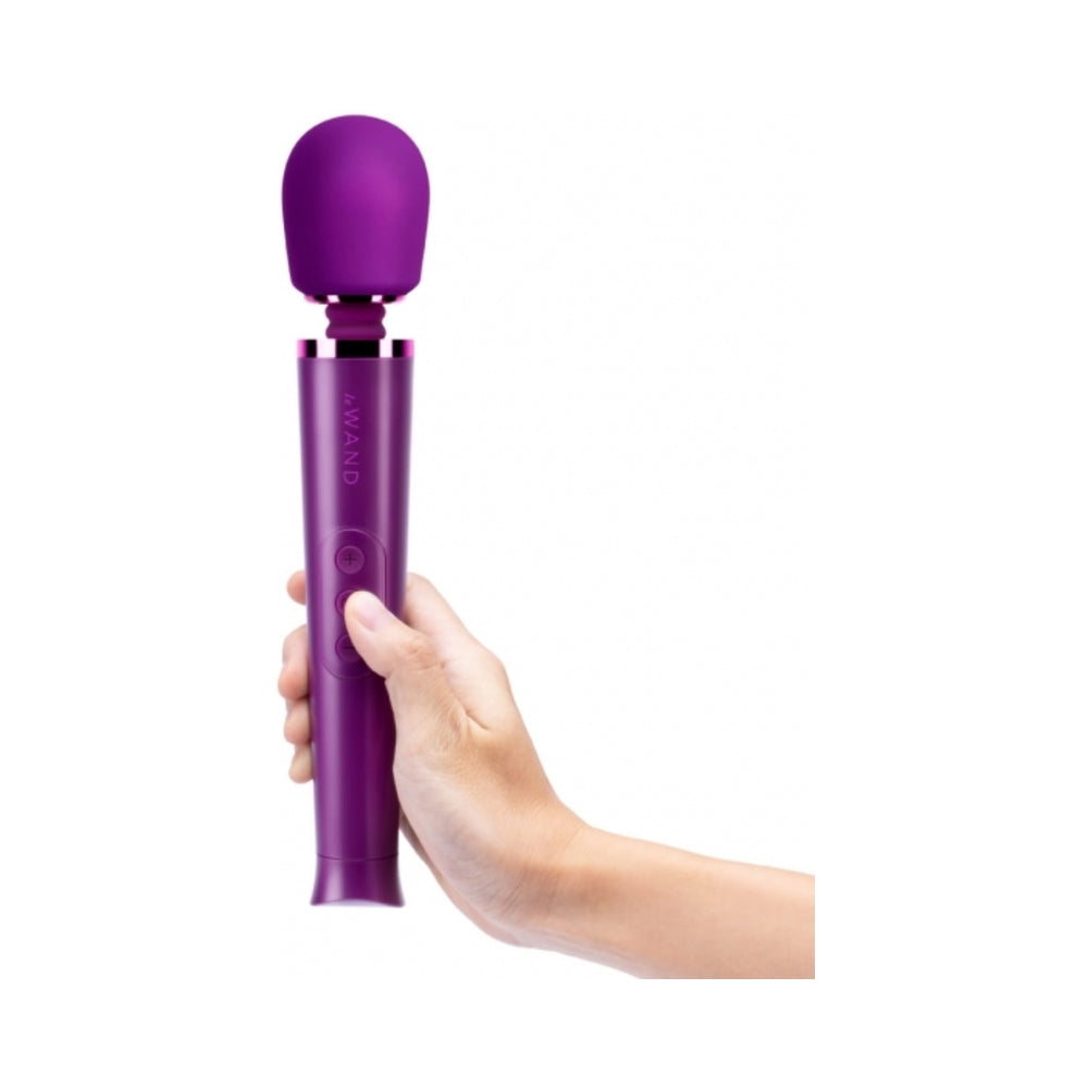 Le Wand - Le Wand Petite Rechargeable Massager Dark Cherry - Vibrators - Silicone